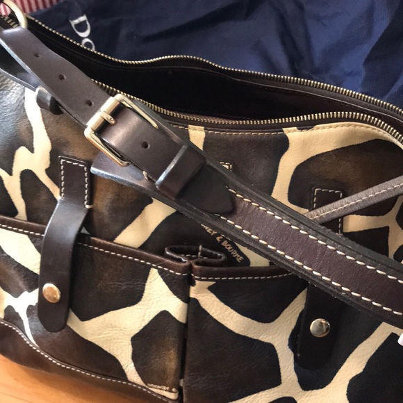 Dooney & Bourke purse - Picture 5 of 8